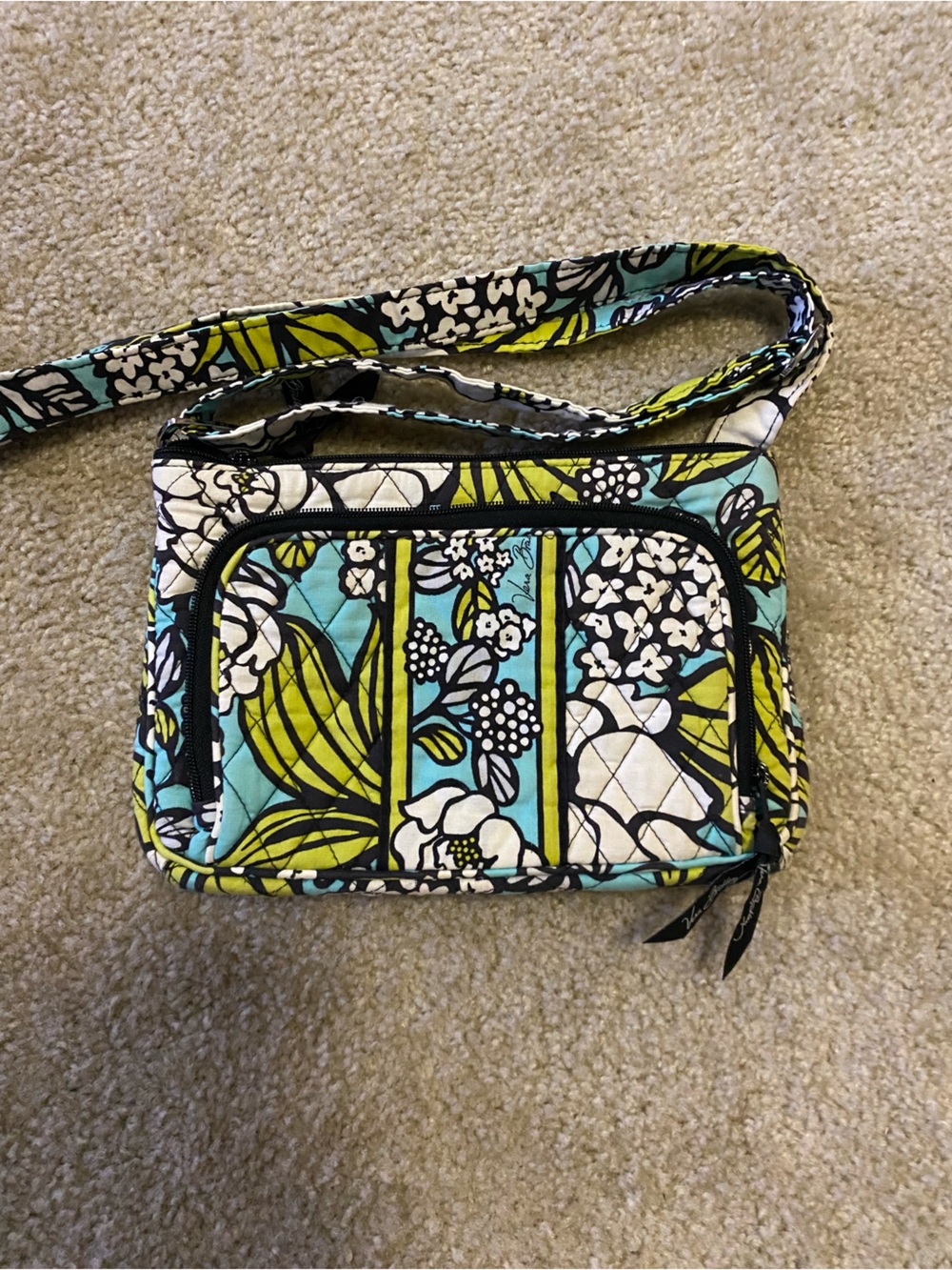 Vera Bradley Turquoise Green Floral Quilted Crossbody Wristlet
